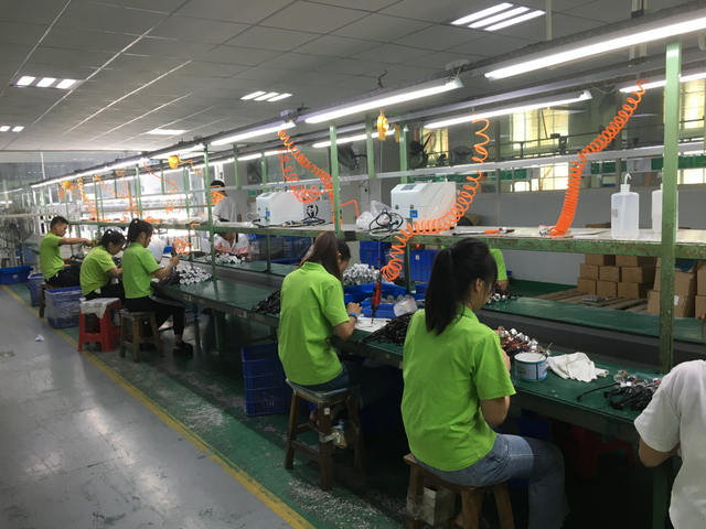 Chaîne de montage 01