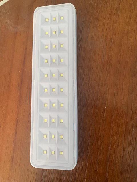 Lampe d'urgence de camping rechargeable 30 PCS LED