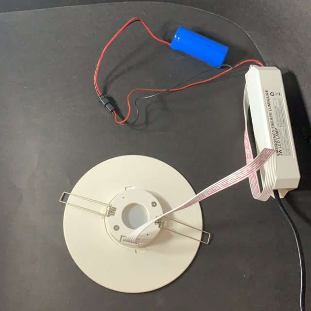 Downlight de plafonnier à batterie rechargeable d'urgence encastré à LED