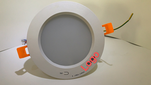 Downlight de secours à batterie rechargeable non entretenue à DEL