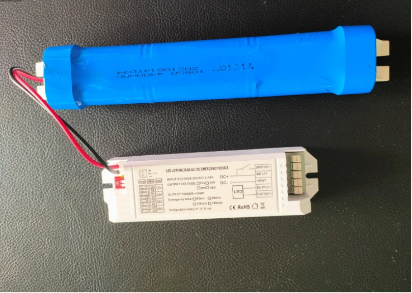 Kit de pilote d'urgence avec batterie rechargeable pour lampes LED d'intérieur